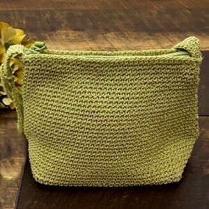 frankie and johnnie purse in celery crocheted macrame: textured~ knitted~ boho